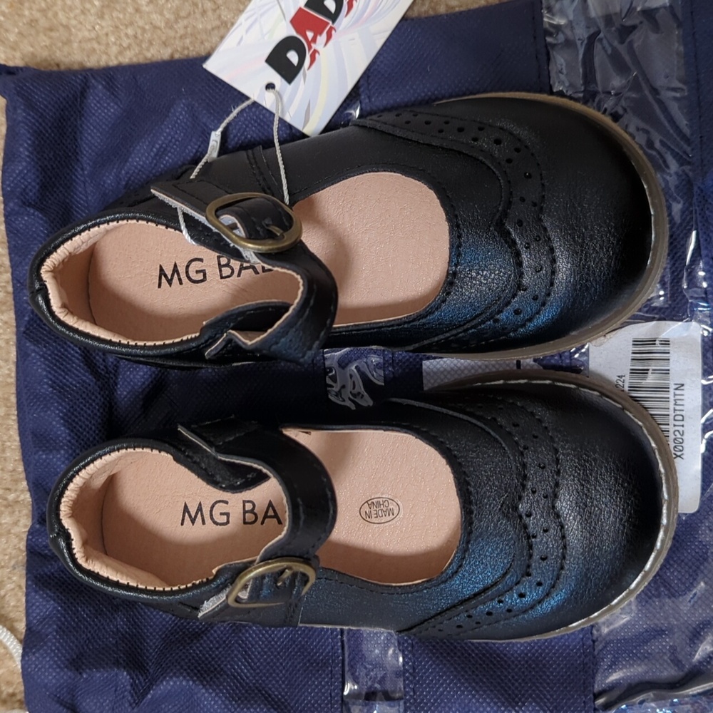 Toddler Mary Jane Shoes- Size 24